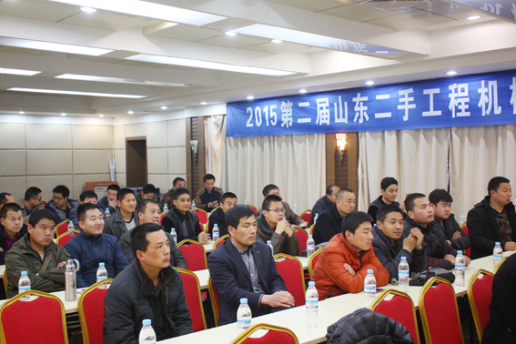 與會(huì)嘉賓參觀濟(jì)南天業(yè)